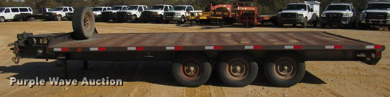 image for item DC2198 2002 Texas Bragg 20 OTW equipment trailer